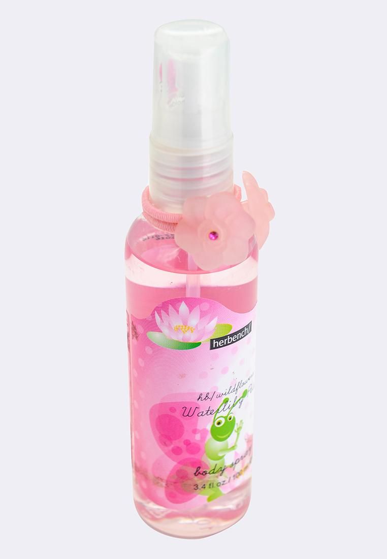 Bench Wildflowers Body Spray in Waterlily Pear